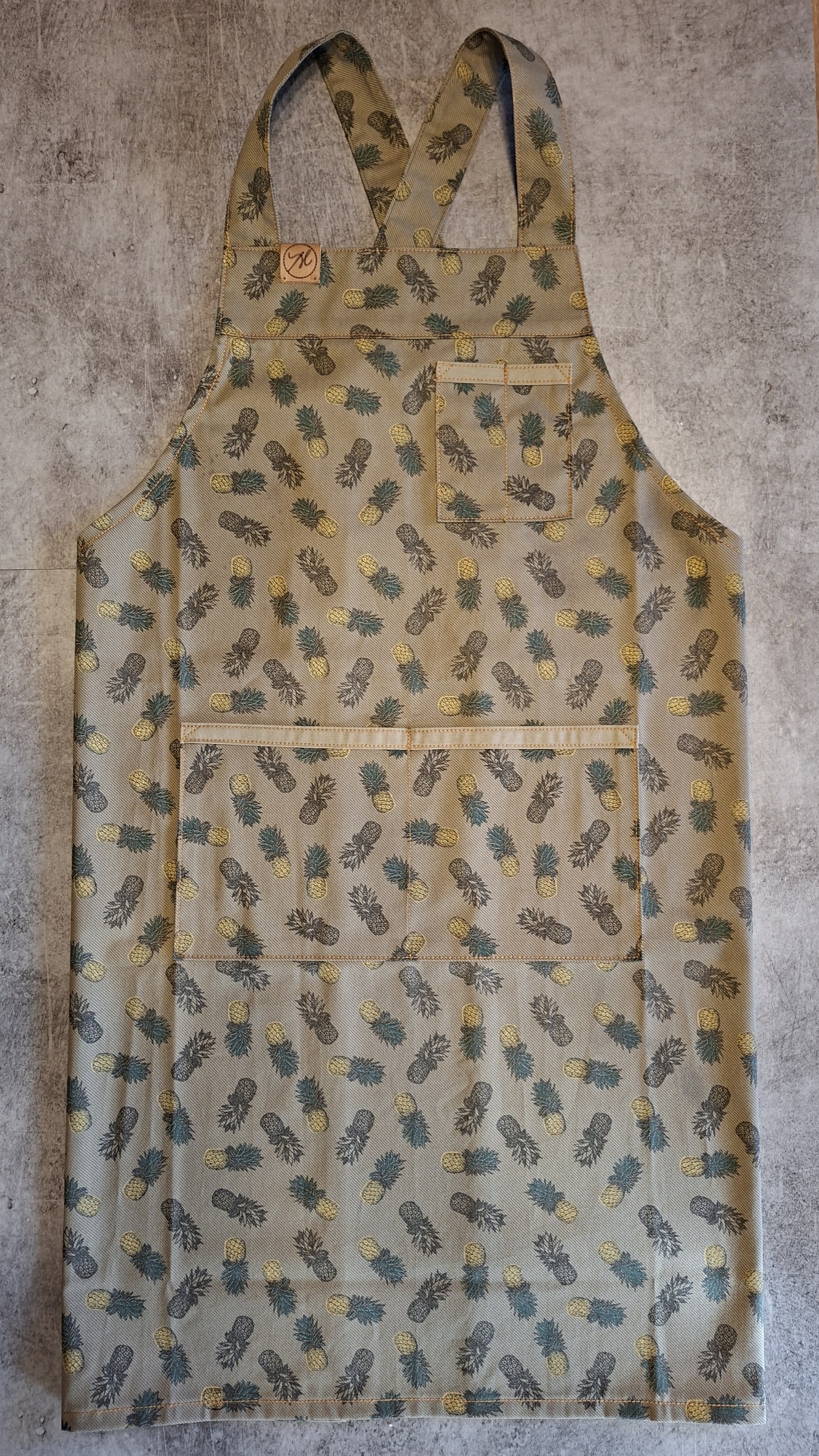 Avental Adulto Abacaxi Cáqui P - Imagem 2