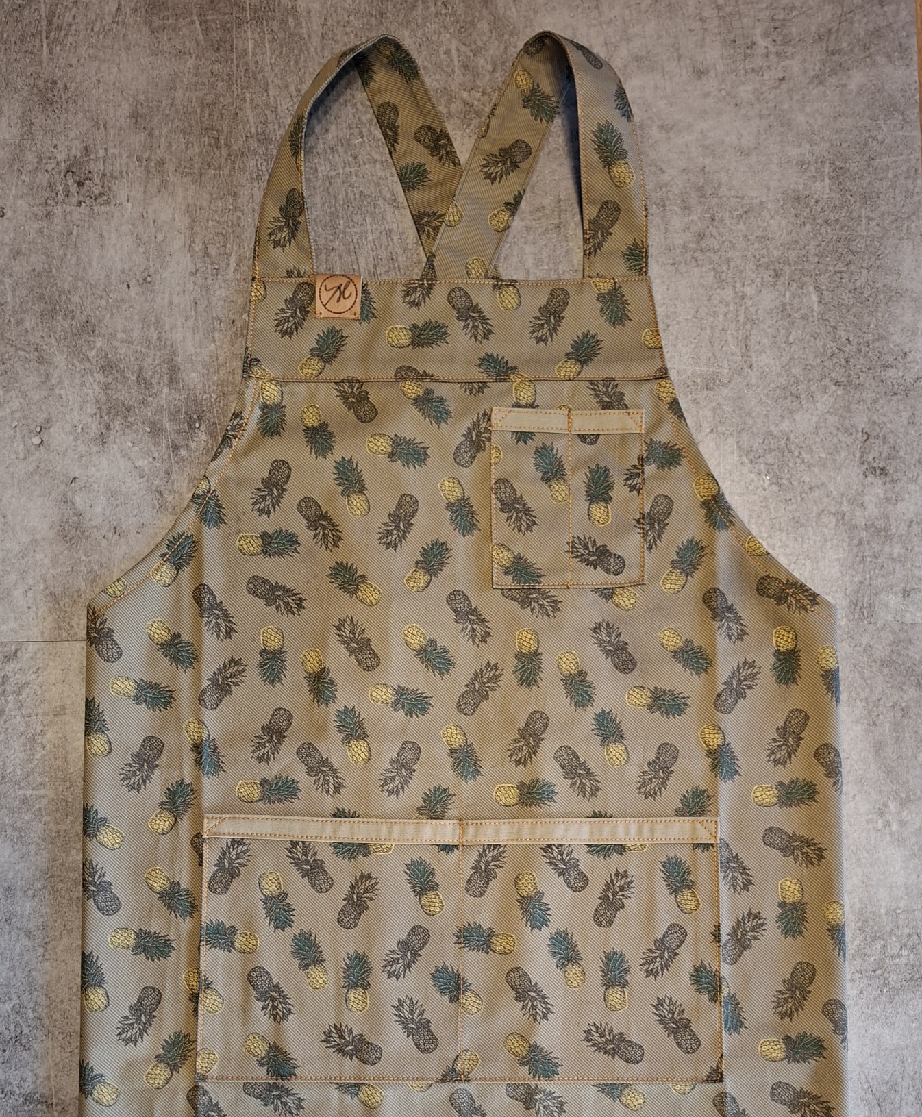 Avental Adulto Abacaxi Cáqui P