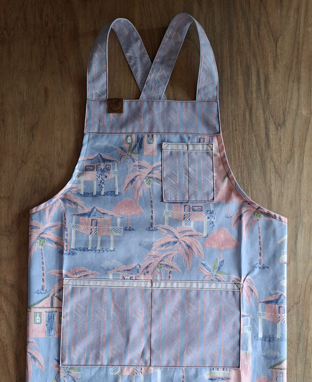 Avental Adulto Vila Azul/Rosa P